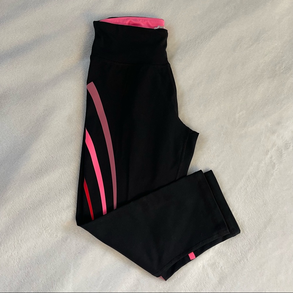 Maurices Capri Length Yoga Pant